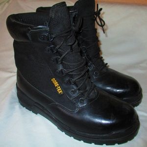 Gore-Tex Rocky Mens Insulated Boots 9.5 Wide